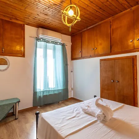 Antonis Traditional House Semesterbostad Lixouri