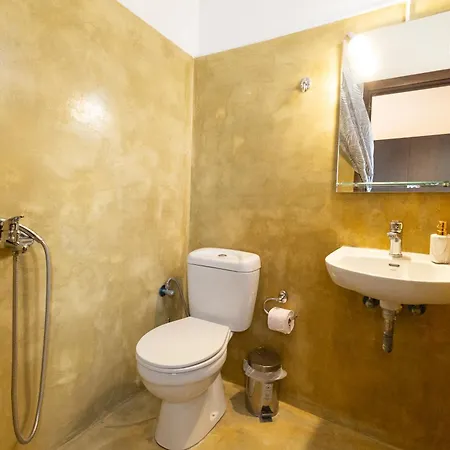 Antonis Traditional House Semesterbostad