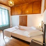 Дом отдыха Antonis Traditional House Ликсури